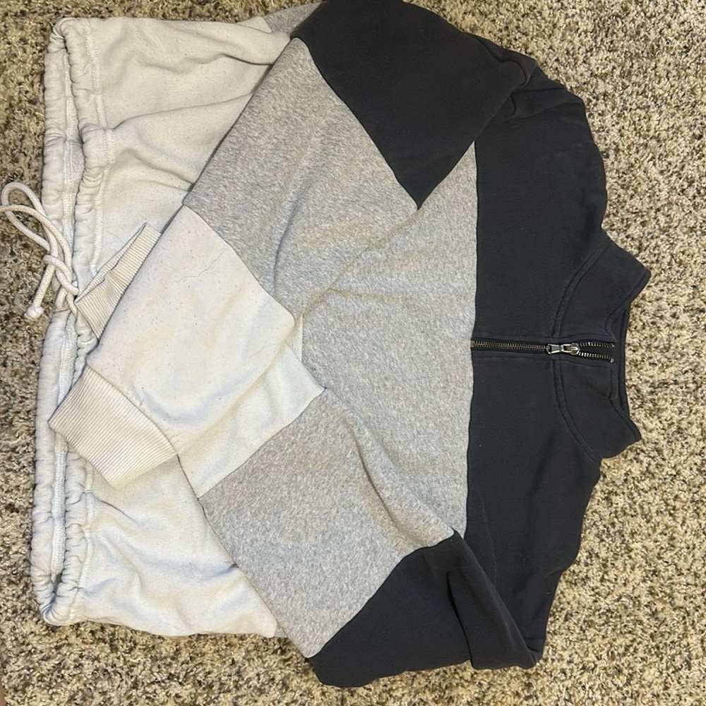 American Eagle Quarter Zip Tri Color